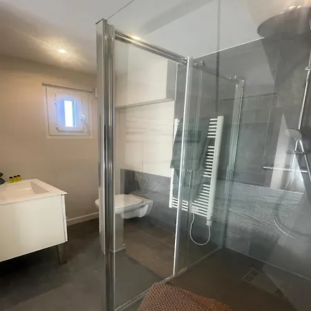 Daire Cozy For 2 In Antibes